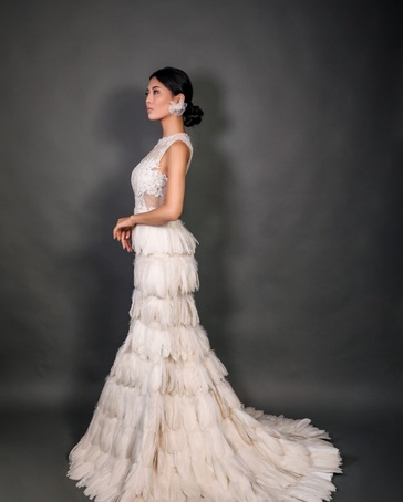 Свадебное платье с перьями - Yes Dress